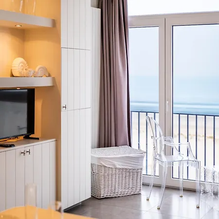 Brit 0601 With Beautiful Sea Views شقة